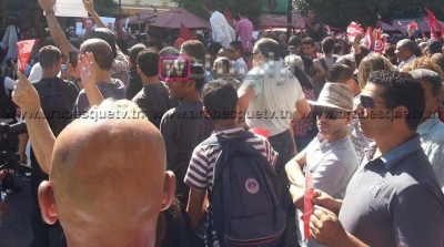 مئات التلاميذ والطلبة في مسيرة لإسقاط الحكومة