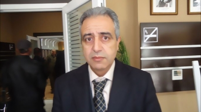 تهشيم بلور سيارة المحامي نزار السنوسي وسرقة حاسوبه المحمول