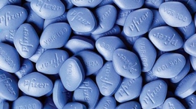 راس جدير: حجز قرابة الـ5 آلاف حبة فياغرا و4 ولاعات مجهزة بكاميرات