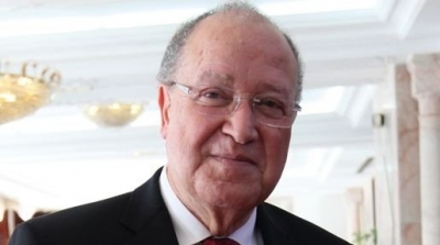 بن جعفر يدعو إلى تشريك المواطنين الأميين في العملية الانتخابية