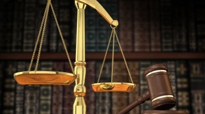 تعليق العمل لمدة ساعتين بكامل محاكم الجمهورية