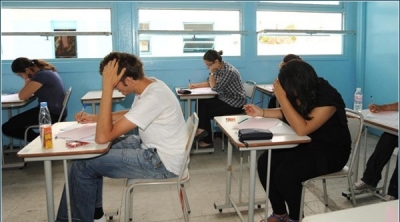 قفصة : ايقاف الدروس بالمعهد الثانوي بام العرائس بعد اشتباكات عنيفة بين عدد من التلاميذ