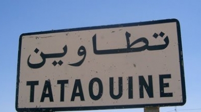 مواجهات بين الباعة المتجولين و اعوان الامن امام السوق المركزي بتطاوين 