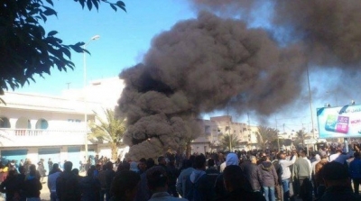 تطاوين : اقتحام مكتب حركة النهضة و حرق كل محتوياته 