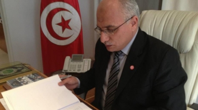 موظفو شركة النقل بالكاف يطردون عبد الكريم الهاروني