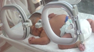 وفاة رضيعين بسبب قطع التيار الكهربائي عمدا عن المستشفى الجهوي بالقصرين 