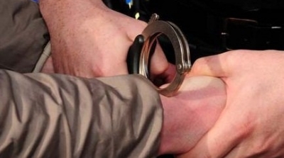 الحمامات : القبض على 5 ليبيين بحوزتهم صور للقذافي و حواسيب