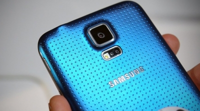  سامسونغ تطمئن شركاءها وحرفائها : لا اشكال في كاميراهات ''غالكسي اس 5'' المتوفرة في تونس