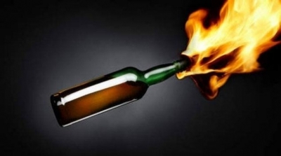 سلفيون يرشقون منطقة الامن الوطني في الكاف بالزجاجات الحارقة