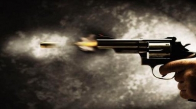 القصرين : مسلحون يطلقون النار على شاب و يفتكون منه دراجته