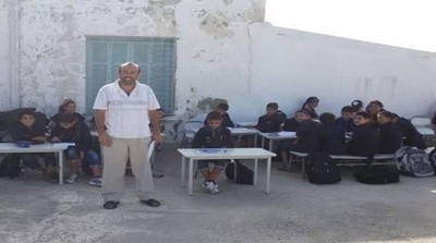 بنزرت : سقوط جدار احد اقسام مدرسة عدد 2 الماتلين يجبر التلاميذ على الدراسة في الساحة