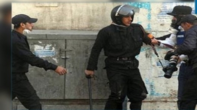 القصرين : عدد من الامنين يعتدون لفظيا و ماديا على مراسلي شمس والوطنية الاولى 