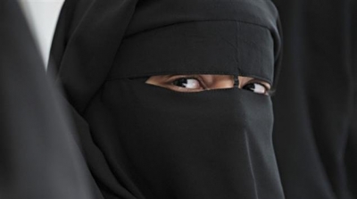 مدنين : معلمة منقبة في مدرسة الابتدائية ''راس ودي الدروج'' تثير استياء الاولياء 