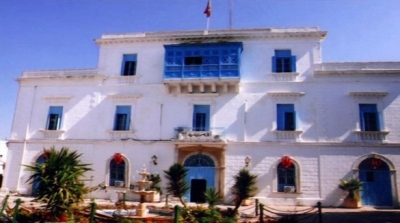 اريانة : رغم اعفاء مدير الاشغال ببلدية اريانة الا انه لا يزال يباشر عمله 