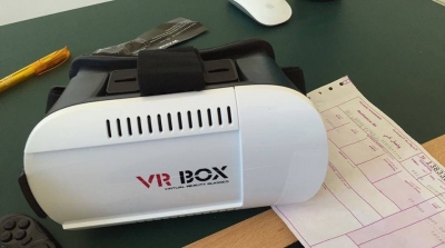 شاب تونسي يشتري نظارة "VR" من الانترنت بـ40 دينار و الديوانة تطلب منه 430 دينار لتسلمها 