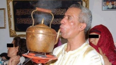 العراف كمال المغربي يدفع مليار لإدارة الجباية 