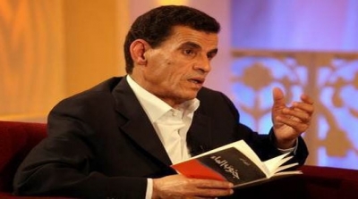 إصدار طابع بريدي جديد بمناسبة ذكرى وفاة الشاعر الصغير أولاد أحمد