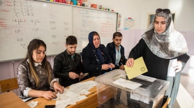 تركيا: استفتاء حاسم حول توسيع صلاحيات أردوغان