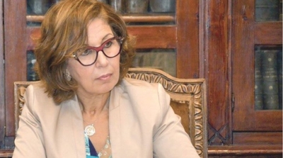 لمياء الزريبي تؤكد ان قيمة الدينار ستنخفض تدريجيا 