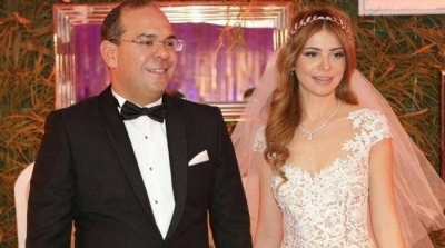 مهدي بن غربية يهنئ زوجته بعد حصولها على شهاد الدكتوراه 