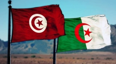 10 الاف جزائري يدخلون تونس عبر المعبر الحدودي بالطارف 