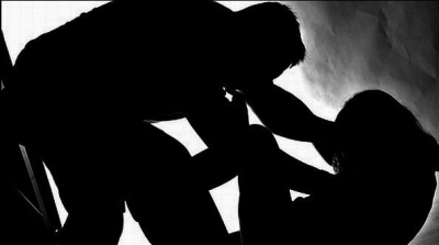 جندوبة : فتاة تلقي بنفسها من الطابق الاول بعد محاولة 3 شبان اغتصابها 