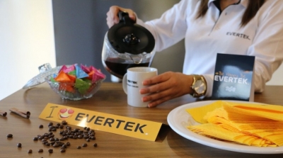 Evertek innove et lance 6 modèles de cafetières