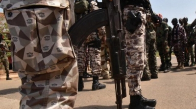 Au moins 2000 soldats Algériens sur la bande frontalière avec la Tunisie