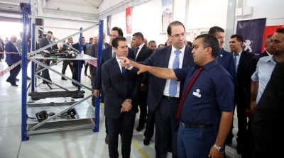 Youssef Chahed inaugure à El Mghira l'usine de pick-up Peugeot
