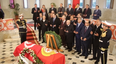 Les 3 Présidents rendent hommage à la mémoire du Martyr Farhat Hached
