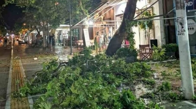 6 touristes tués dans une tornade et de violents orages en Grèce