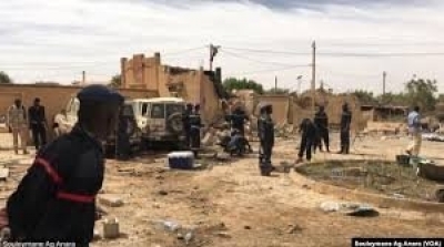 Mali: attaque au véhicule piégé à l’entrée de la base française de Gao