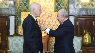 L’Algérie décerne la médaille de l’ordre du mérite national à Kais Saied
