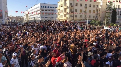 وقفة احتجاجية لمحبي النادي الصفاقسي : #صفاقس_لازمها_ستاد