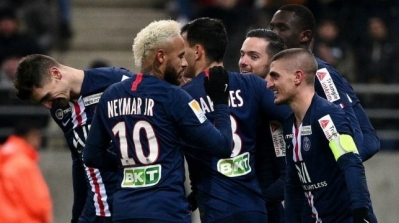 إصابة 3 لاعبين من باريس سان جيرمان بكورونا