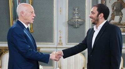 ياسين العياري لقيس سعيد: ' أرزن راك رئيس !'