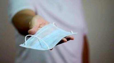 بأمر المشيشي : تكثيف الحملات الأمنية لفرض إرتداء الكمامات 