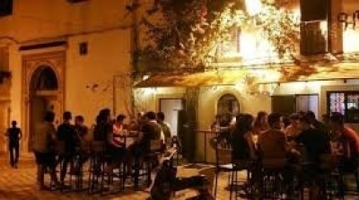 Grand-Tunis : couvre feu et suspension de la prière du vendredi