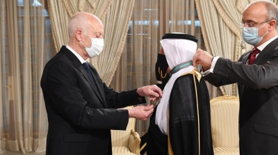 قيس سعيد يمنح السفير السعودي الصنف الأول من وسام الجمهورية