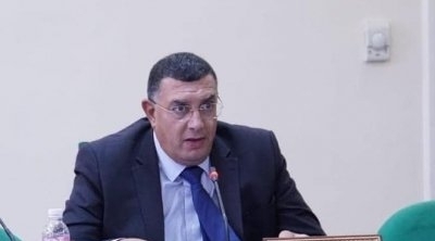 عياض اللومي : هشام المشيشي يلعب بالدولة
