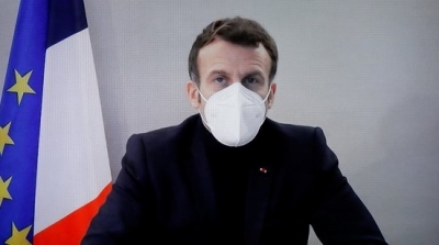 Emmanuel Macron termine son auto-isolement