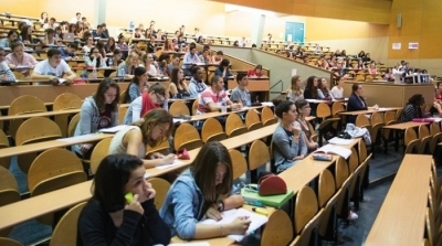 دورة امتحانات استثنائية للطلبة المصابين بكورونا