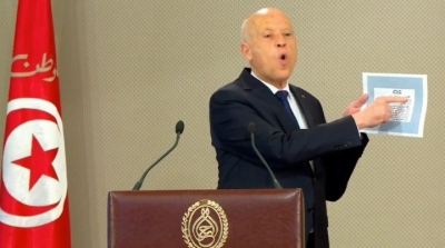 قيس سعيد : أنا القائد الأعلى للقوات المسلحة العسكرية والمدنية ( فيديو)