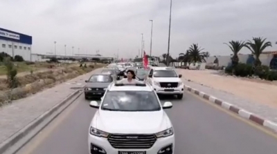 انطلاق مسيرة السيارات للدستوري الحر