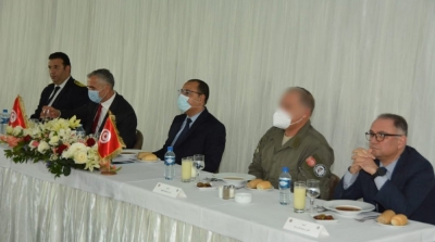 المشيشي يشارك الوحدة المختصة للحرس الوطني الإفطار (صور)