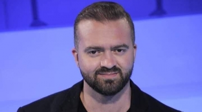 زكرياء بوقيرة يطالب بحجر صحي شامل لمدة شهرين