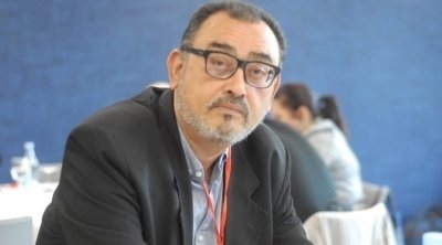 سفيان بن حميدة :  قيس سعيد كيف قنديل باب منارة ما يضوي كان على البراني