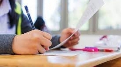 تونس : نقابة الثانوي تلوّح بمقاطعة إجراء الامتحانات