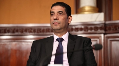 أمني يسحل شابا عاريا..الفتيتي يطالب المشيشي بالاعتذار للشعب