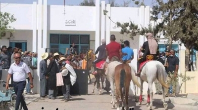 4 أشهر سجنا في حق مواطن دخل بهو معتمدية سيدي مخلوف على متن حصانه 